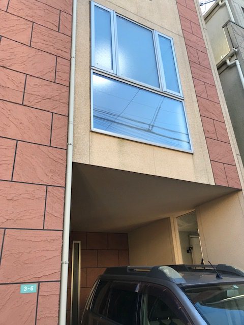 中野区にて複層ガラス交換 東京のガラス修理 工事 施工は格安で自社施工のグラスフィットにおまかせ
